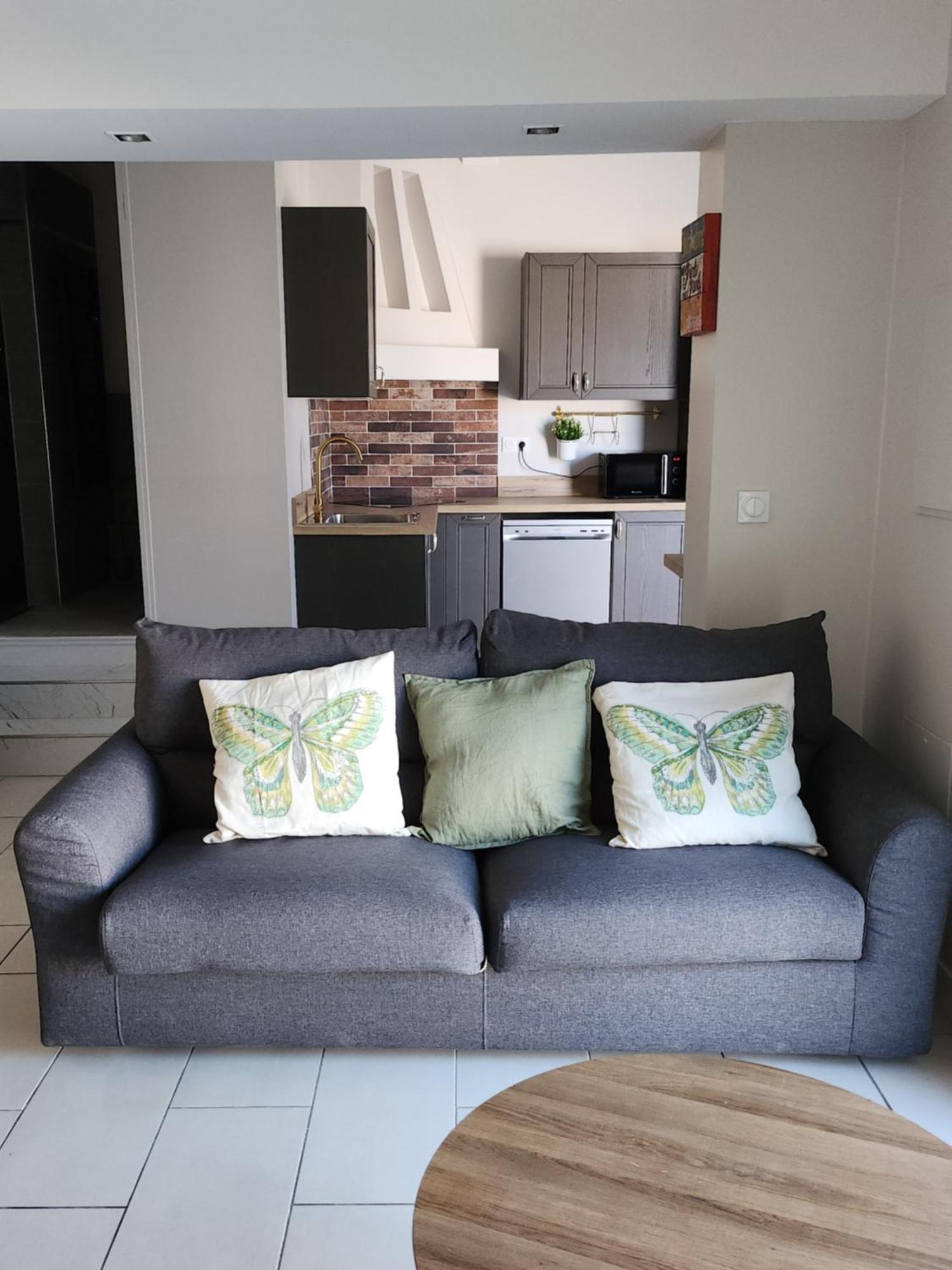 Agreable Logement Avec Terrasse Saint-Victoret Zewnętrze zdjęcie